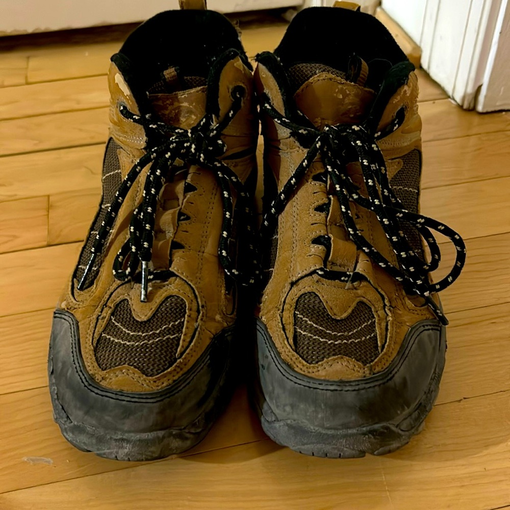 Redhead Size 8 Women’s Hiking Boots